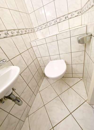 Dachgeschoßwohnung Köln Nippes - 3 Zimmer, 85 m&sup2;, 419.000&euro; | Angebot:27462949