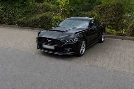 Ford Mustang 69.955 km 19.400 &euro; Troisdorf 53844