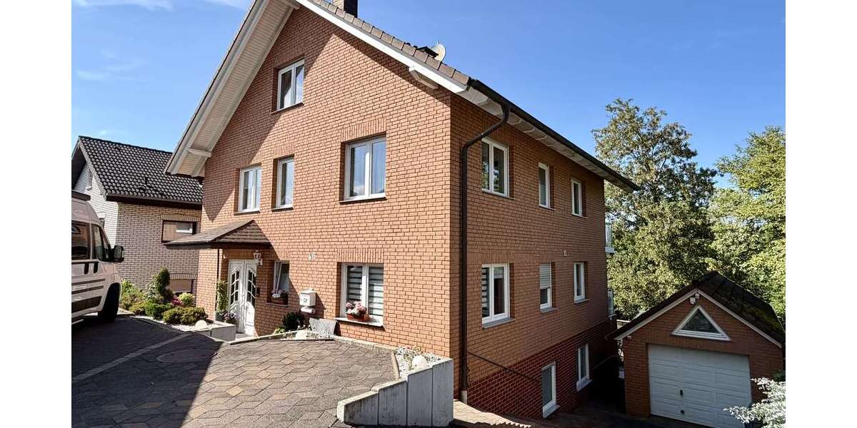Einfamilienhaus Hennef (Sieg) - 10 Zimmer, 192 m&sup2;, 647.000&euro; | Angebot:27056383