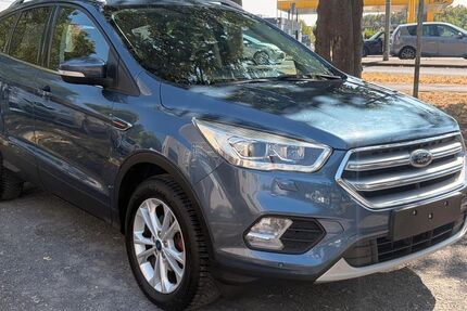 Ford Kuga 119.000 km 9.999 &euro; Köln 51107
