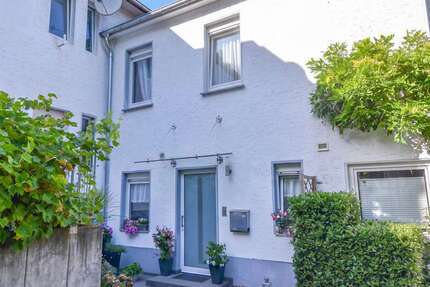 Haus Solingen Burg - 3 Zimmer, 118 m&sup2;, 349.000&euro; | Angebot:27474318