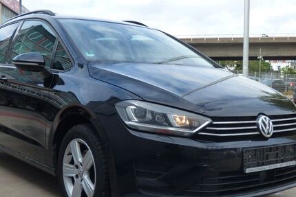 VW Golf Sportsvan 181.000 km 8.900 &euro; Köln 51105