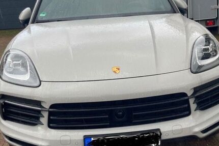 Porsche Cayenne 101.700 km 55.400 &euro; Köln 50858