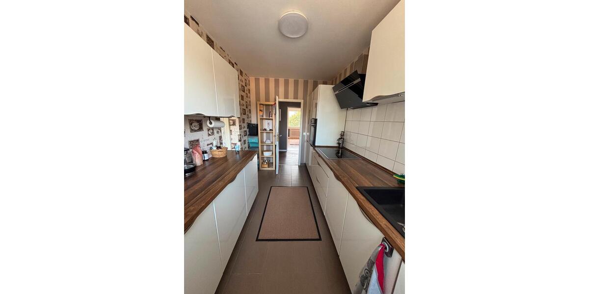 Etagenwohnung Köln Chorweiler - 3 Zimmer, 92 m&sup2;, 260.000&euro; | Angebot:27446942