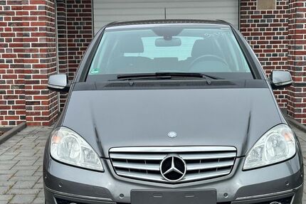Mercedes-Benz A 180 193.000 km 5.200 &euro; Leverkusen 51373