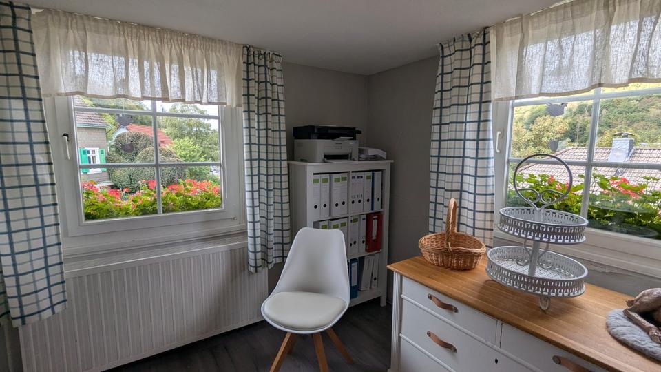 Erdgeschoßwohnung Remscheid Lüttringhausen - 3 Zimmer, 90 m&sup2;, 235.000&euro; | Angebot:27456276