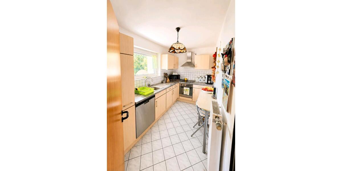 Etagenwohnung Solingen Mitte - 3 Zimmer, 83 m&sup2;, 243.000&euro; | Angebot:27462436