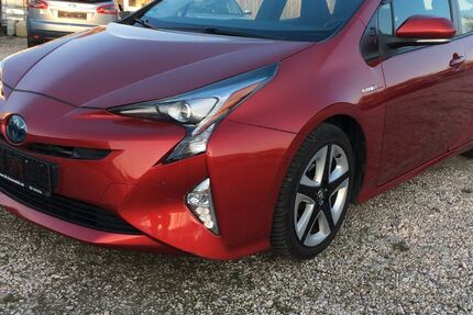 Toyota Prius 108.000 km 13.999 &euro; Bonn 53227