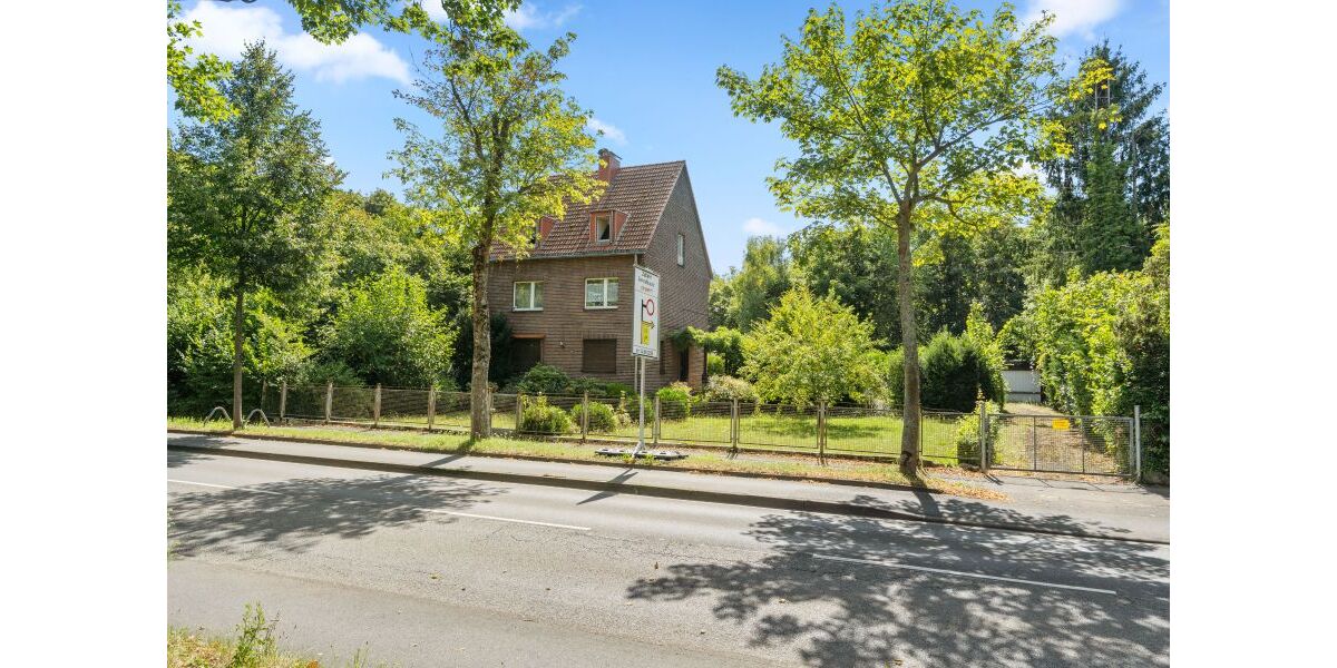 Provisionsfrei* Ohne Provision sehr gut vermietetes Zweifamilienhaus mit Potential + Baugrundstück 809 QM + Waldgrundstück 1594 QM - Zweifamilienhaus Köln Höhenberg | Angebot:27353238