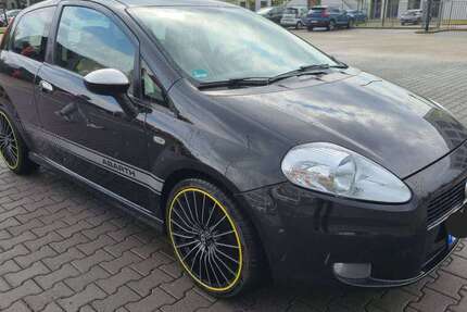 Fiat Grande Punto 237.305 km 2.000 &euro; Sankt Augustin, Stadt 53757