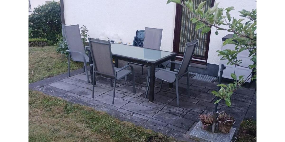 Dachgeschoßwohnung Overath - 2 Zimmer, 67 m&sup2;, 700&euro; | Angebot:26062596