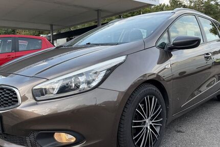 Kia Andere 132.255 km 6.500 &euro; Troisdorf (bei Köln) 53842