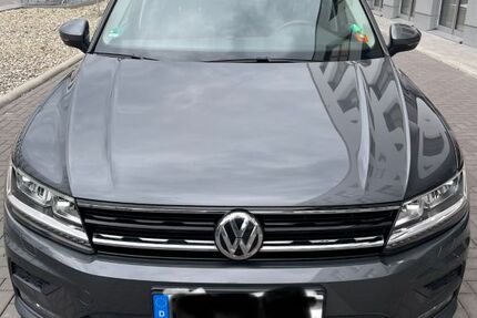 VW Tiguan 142.300 km 17.800 &euro; Bonn 53225