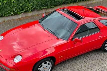 Porsche 928 214.000 km 22.500 &euro; Solingen 42651