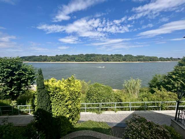 Einfamilienhaus Wesseling - 11 Zimmer, 289 m&sup2;, 729.000&euro; | Angebot:26992271
