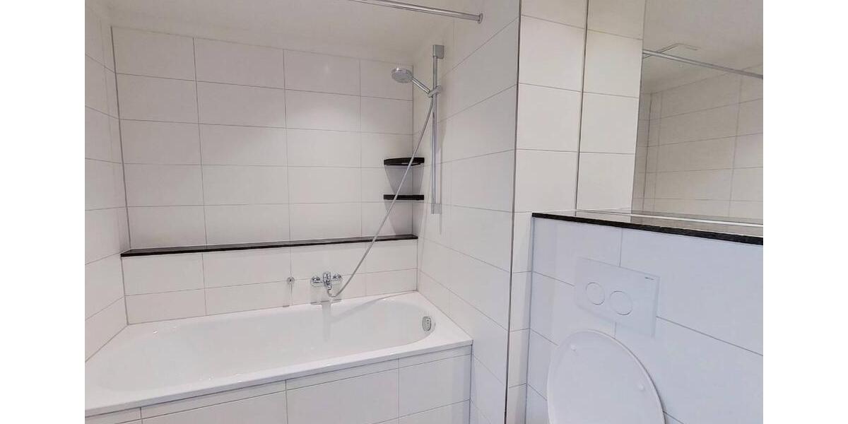 Dachgeschoßwohnung Bonn Tannenbusch - 3 Zimmer, 95 m&sup2;, 1.244&euro; | Angebot:26588041