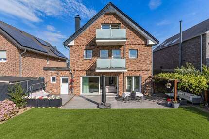 Haus Köln / Roggendorf Roggendorf - 10 Zimmer, 262 m&sup2;, 1.149.000&euro; | Angebot:27112142