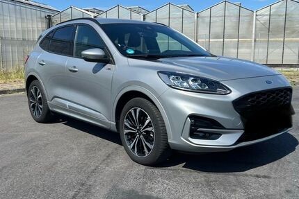 Ford Kuga 26.497 km 25.999 &euro; Bornheim 53332