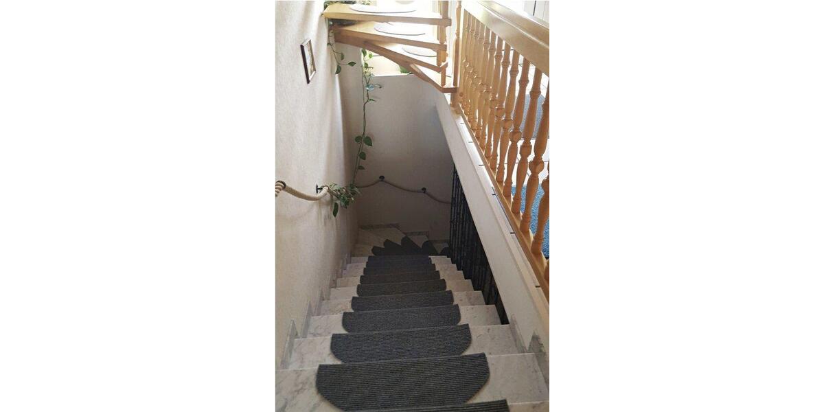 Einfamilienhaus Wiehl - 11 Zimmer, 136 m&sup2;, 447.000&euro; | Angebot:27438342