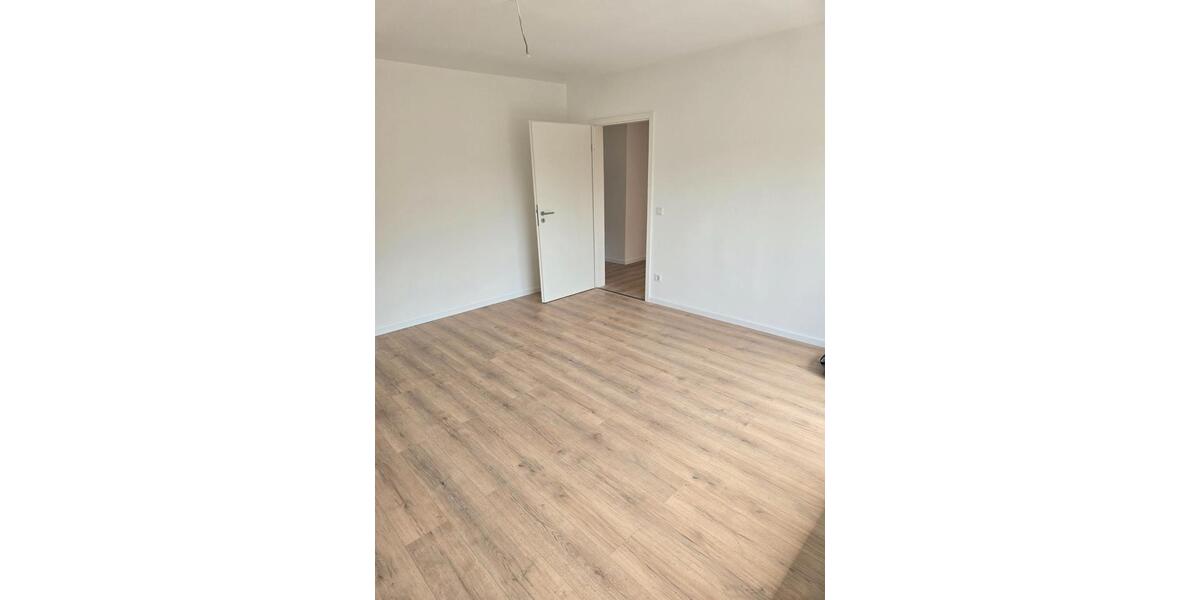 Dachgeschoßwohnung Leverkusen - 4 Zimmer, 80 m&sup2;, 229.000&euro; | Angebot:27421892