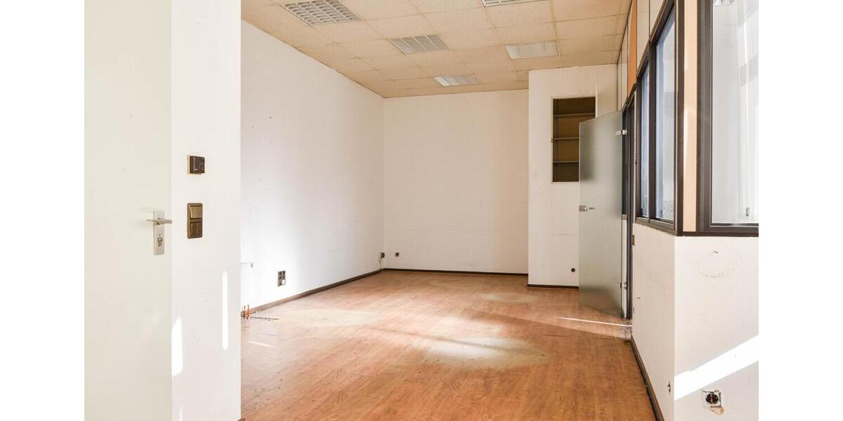 Gewerbeobjekt Solingen Höhscheid - 1.499&euro; | Angebot:23779292