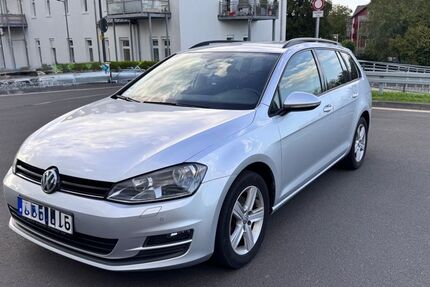 VW Golf 338.000 km 5.500 &euro; Siegburg 53721