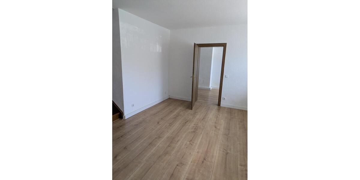 Einfamilienhaus Hilden - 6 Zimmer, 160 m&sup2;, 475.000&euro; | Angebot:27463530