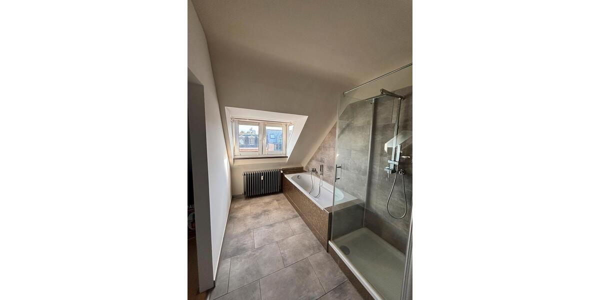 Dachgeschoßwohnung Köln Innenstadt - 1 Zimmer, 40 m&sup2;, 289.000&euro; | Angebot:27436397