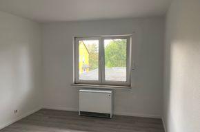 Etagenwohnung Bergisch Gladbach Paffrath - 2 Zimmer, 66 m&sup2;, 210.000&euro; | Angebot:27462947