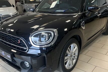 Mini Cooper SD Countryman 22.584 km 26.900 &euro; Bonn 53227