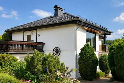 Haus Lindlar - 4 Zimmer, 167 m&sup2;, 240.000&euro; | Angebot:27307086