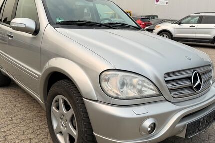 Mercedes-Benz ML 55 AMG 179.360 km 9.950 &euro; Bornheim 53332