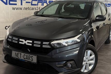 Dacia Sandero 49.980 km 14.850 &euro; Hilden 40721