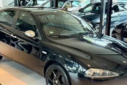 Alfa Romeo 147 125.900 km 1.850 &euro; Brühl 50321