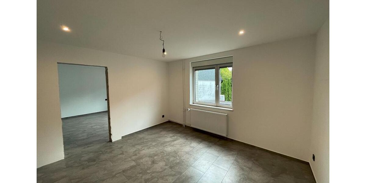 Einfamilienhaus Brühl - 6 Zimmer, 160 m&sup2;, 345.000&euro; | Angebot:27436323