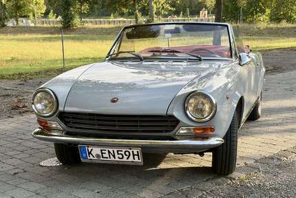 Fiat 124 Spider 66.000 km 26.400 &euro; Köln, Stadt 51107