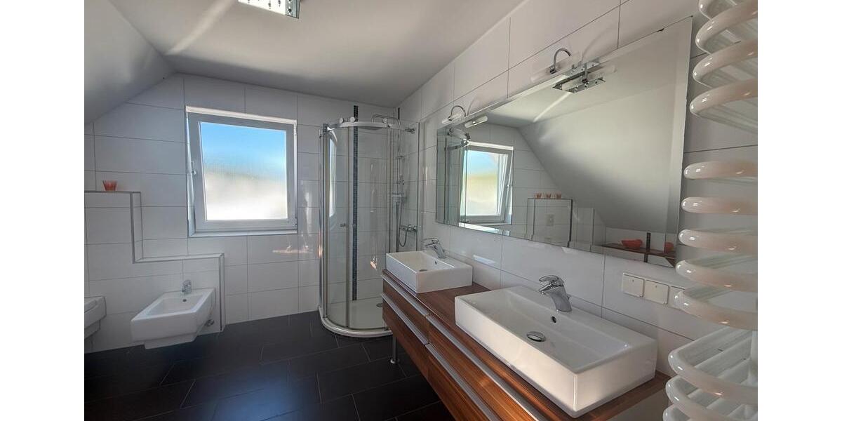 Einfamilienhaus Overath - 4 Zimmer, 140 m&sup2;, 690.000&euro; | Angebot:27252216
