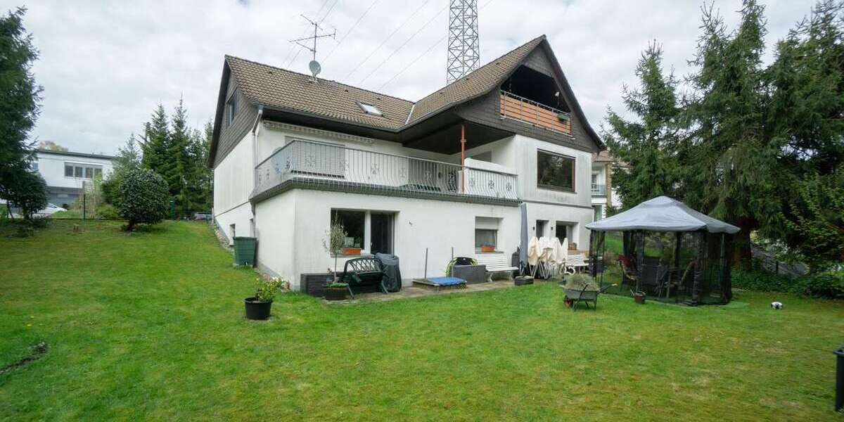 Einfamilienhaus Remscheid Gemarkung Bergisch Born - 10 Zimmer, 329 m&sup2;, 530.000&euro; | Angebot:26682364