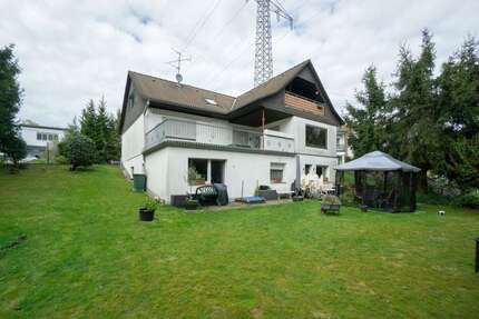 Haus Remscheid Gemarkung Bergisch Born - 10 Zimmer, 329 m&sup2;, 530.000&euro; | Angebot:26682364