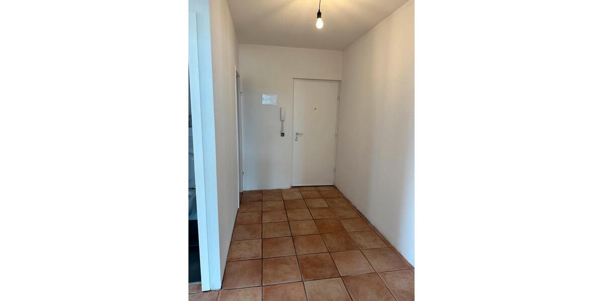Etagenwohnung Lohmar - 3 Zimmer, 72 m&sup2;, 199.500&euro; | Angebot:27496193