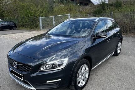 Volvo V60 Cross Country 100.500 km 16.600 &euro; Wiehl 51674