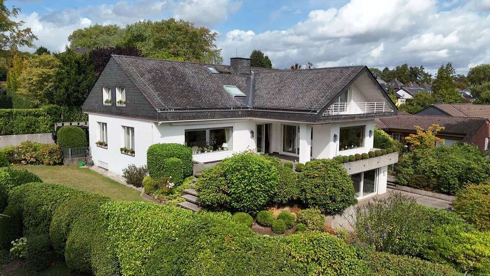 Einfamilienhaus Haan - 7 Zimmer, 394 m&sup2;, 1.150.000&euro; | Angebot:27464810