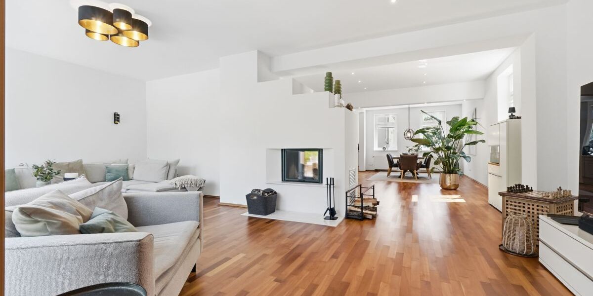 Historisch wohnen, modern leben: Modernisiertes Einfamilienhaus mit Einliegerwohnung (3D-Rundgang). - Einfamilienhaus Solingen Höhscheid | Angebot:27479763