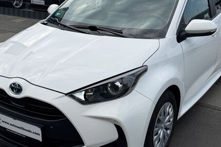 Toyota Yaris 91.950 km 14.990 &euro; Köln 51065