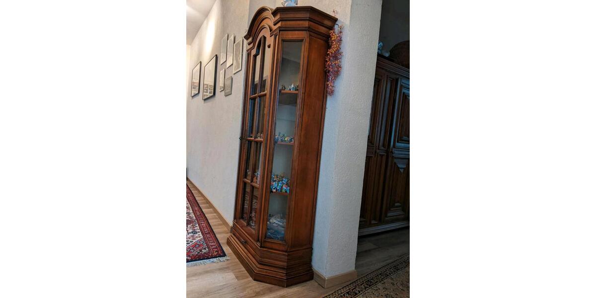 Erdgeschoßwohnung Köln Nippes - 2 Zimmer, 75 m&sup2;, 250.000&euro; | Angebot:27462350
