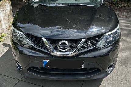 Nissan Qashqai 87.200 km 8.500 &euro; Bergisch Gladbach 51467
