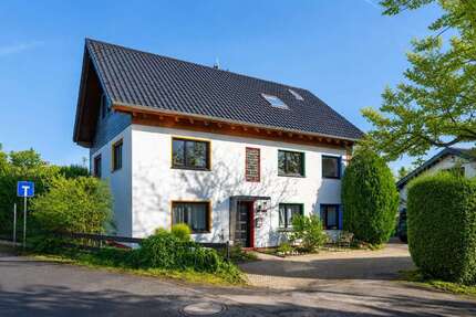 Haus Hennef - 7 Zimmer, 212 m&sup2;, 425.000&euro; | Angebot:27277936