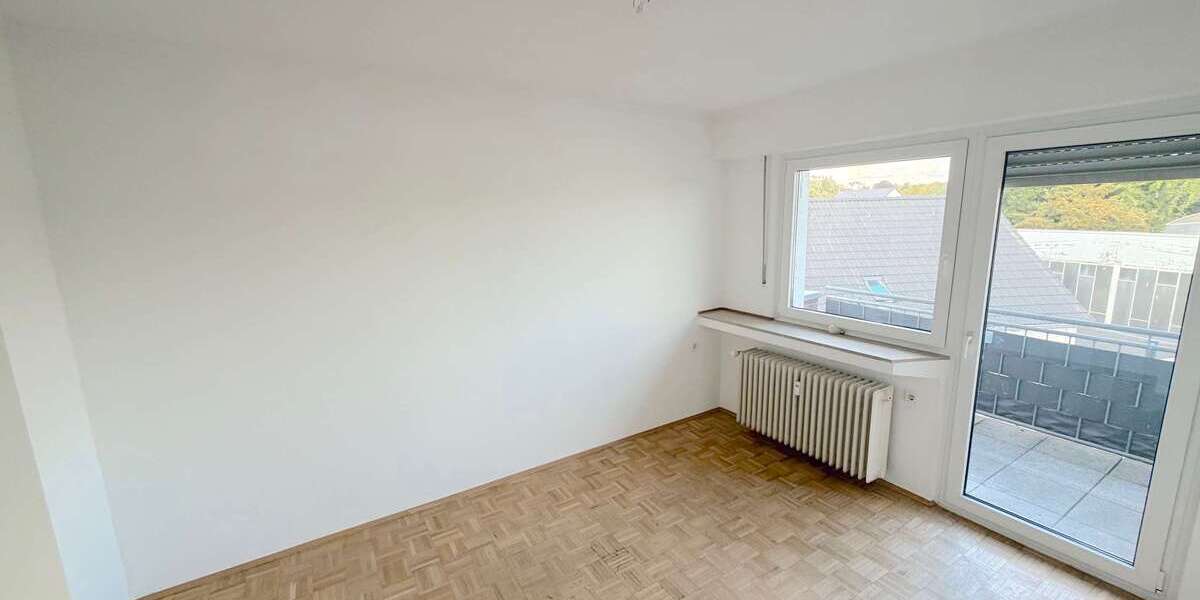 Etagenwohnung Solingen Höhscheid - 3 Zimmer, 80 m&sup2;, 720&euro; | Angebot:27464509