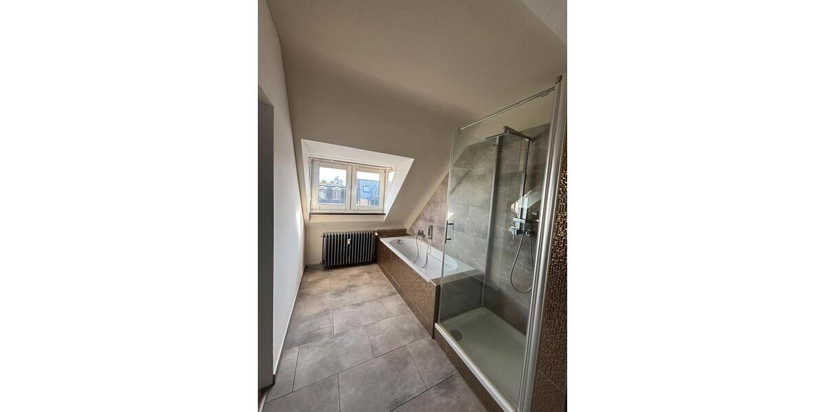 Dachgeschoßwohnung Köln Innenstadt - 1 Zimmer, 40 m&sup2;, 289.000&euro; | Angebot:27470319