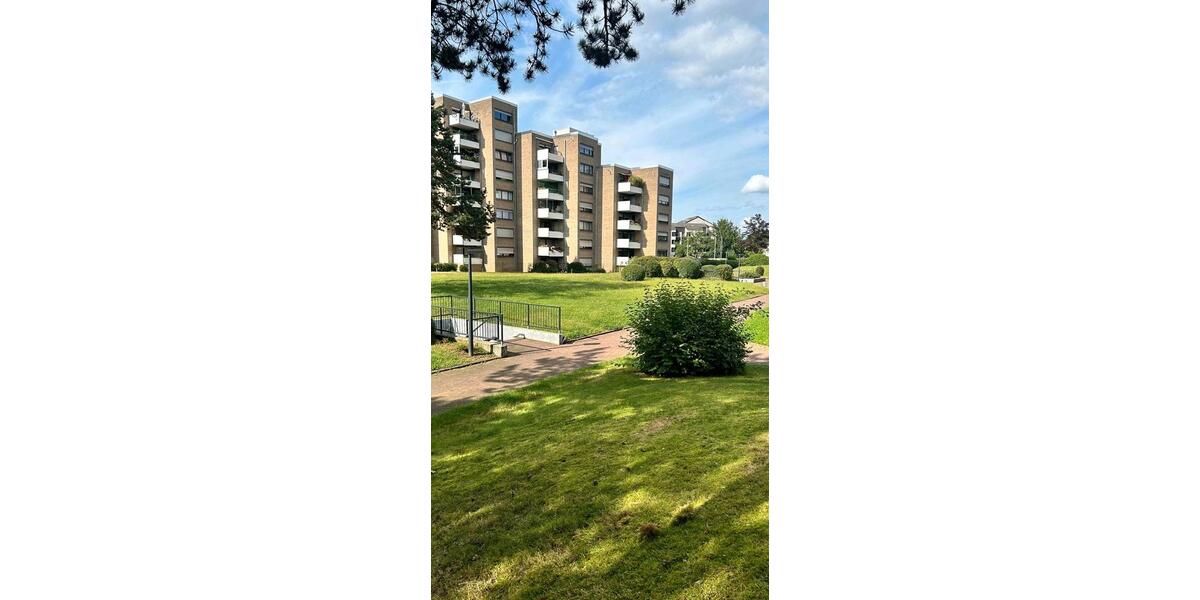 Etagenwohnung Bonn Tannenbusch - 2 Zimmer, 70 m&sup2;, 176.000&euro; | Angebot:27496429